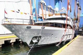 Tradition 105 yacht Serenity hits the water